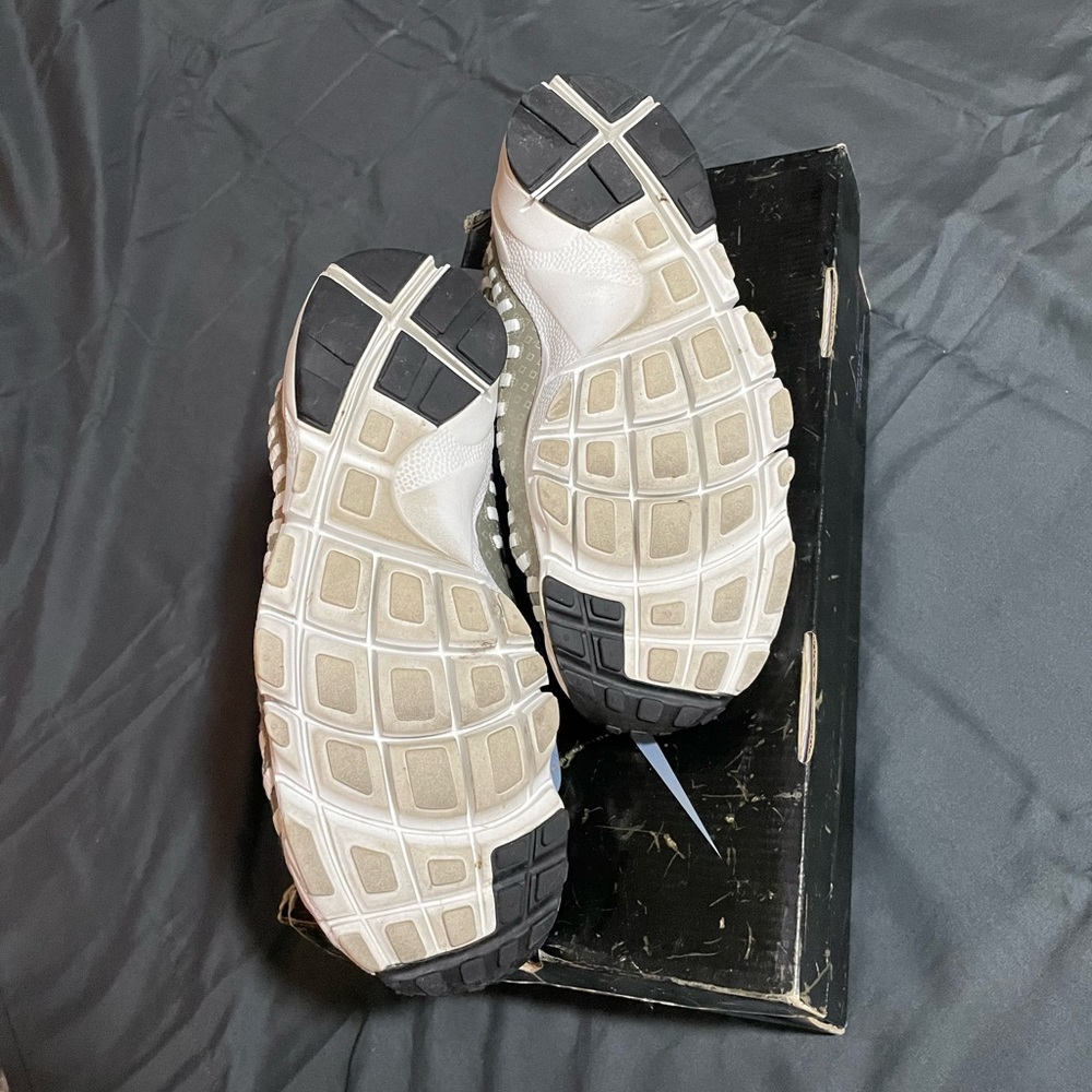 Nike woven footscapes 3HC in faded taupe - Picture 4 of 5